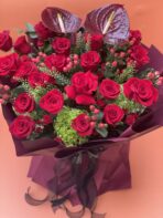 ⁦Giant Red Bouquet⁩ - الصورة ⁦2⁩